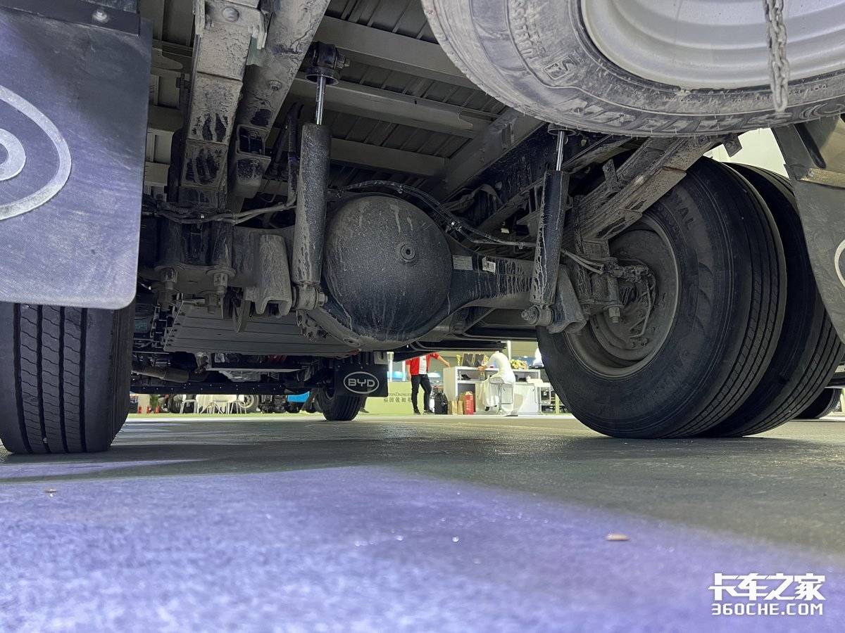 图片[2]-比亚迪又掀桌子！T5DM混动轻卡续航1000km，只要13.98万！-淘秘副业