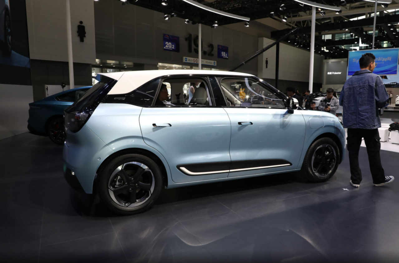 图片[2]-五门五座，无框玻璃，430公里续航，纳米01搅局代步市场-淘秘副业