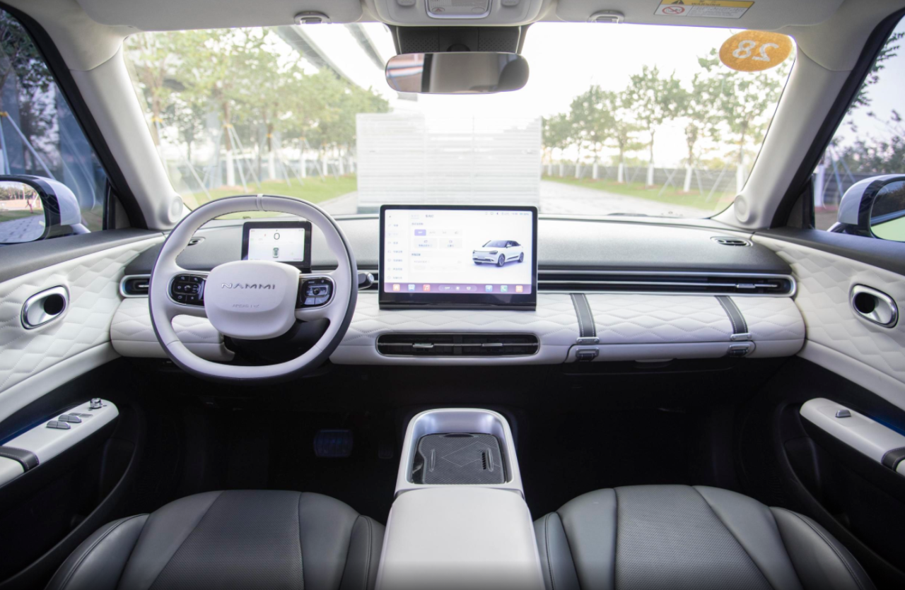 图片[5]-五门五座，无框玻璃，430公里续航，纳米01搅局代步市场-淘秘副业