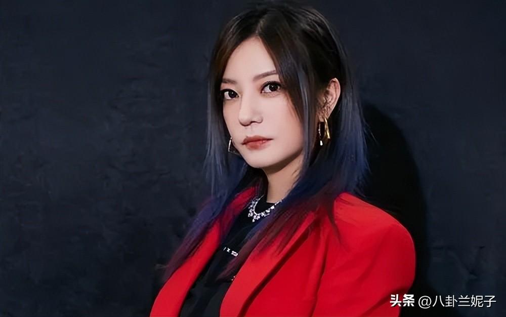 赵薇个人简介（赵薇为什么被全网封主要原因）-淘秘副业